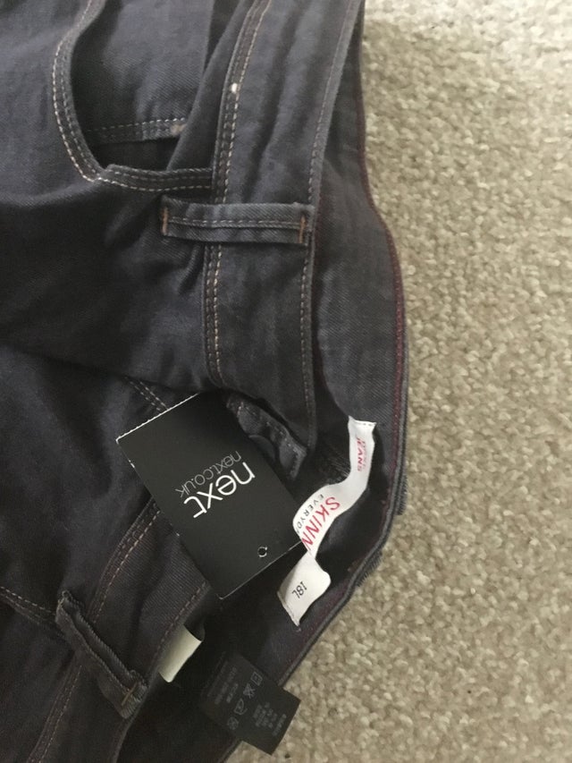 Skinny jeans