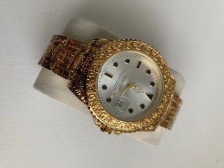 Mens luxury watch