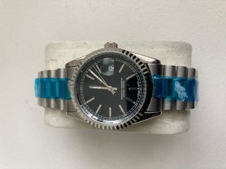 Ladies luxury watch