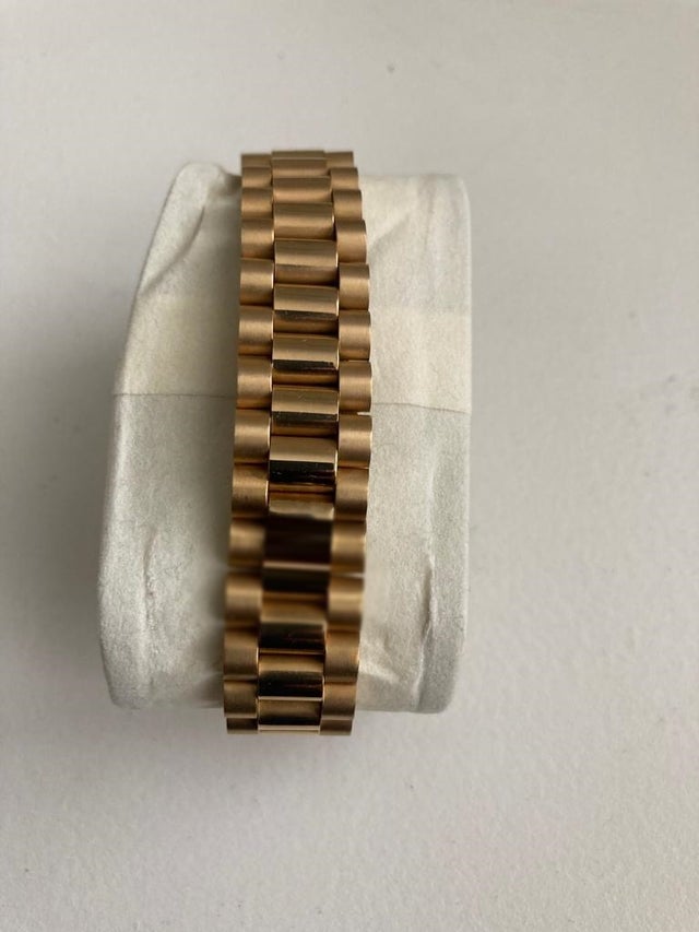Ladies luxury watch